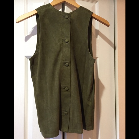 Stunning Suede Top~Gorgeous Green & Buttery Soft - Picture 2 of 4